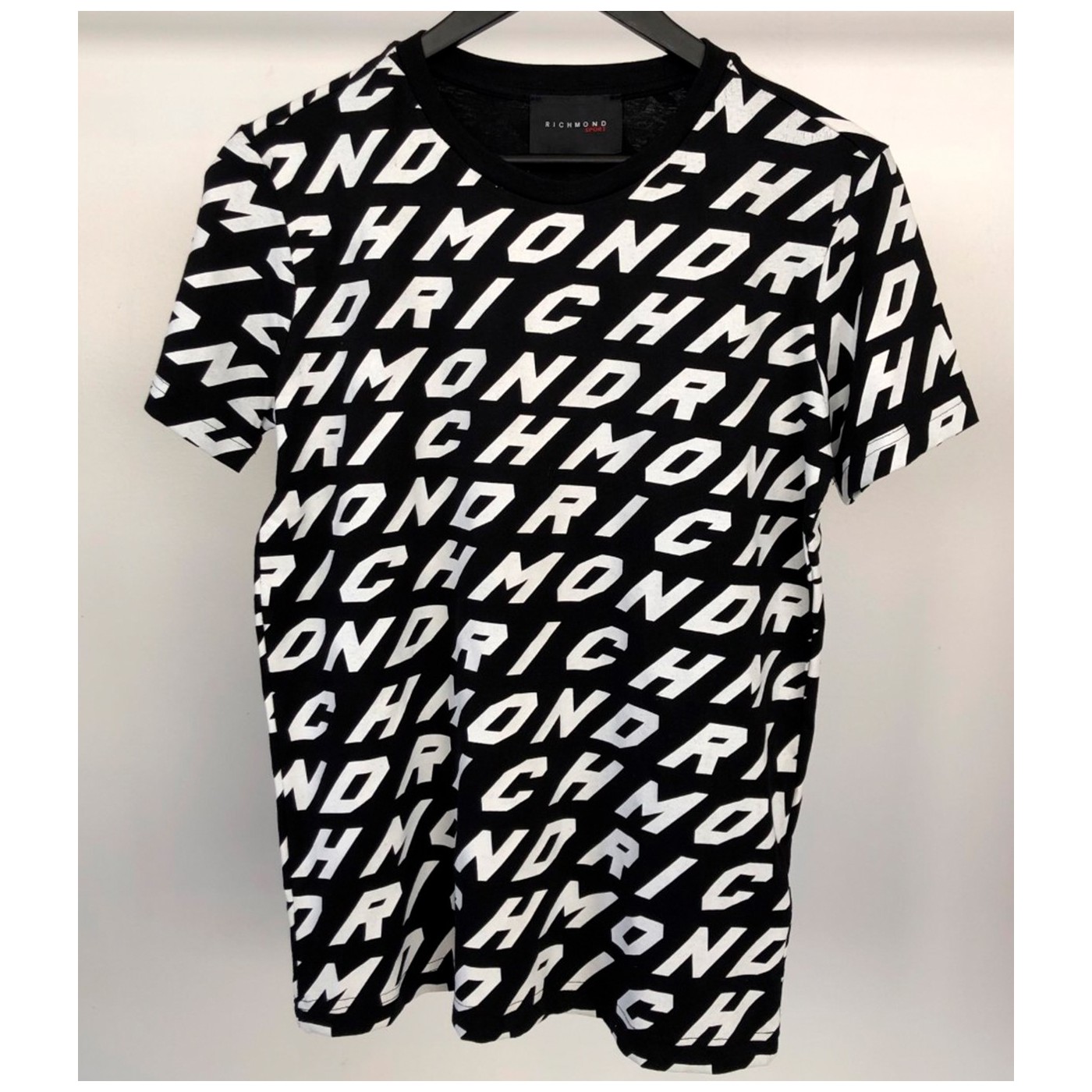 Comprar Camiseta John Richmond Sport Black